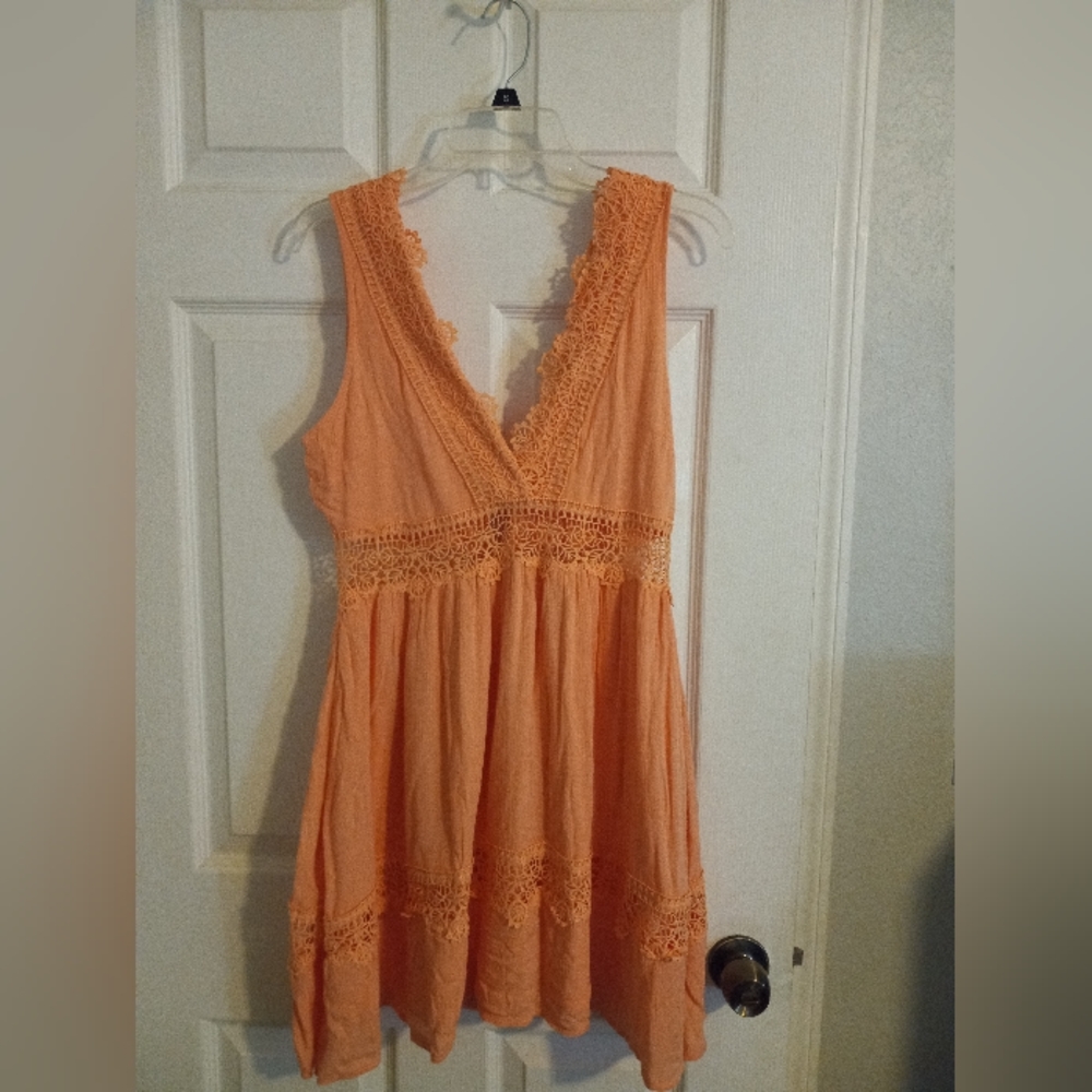 Beautiful sleeveless peach dress